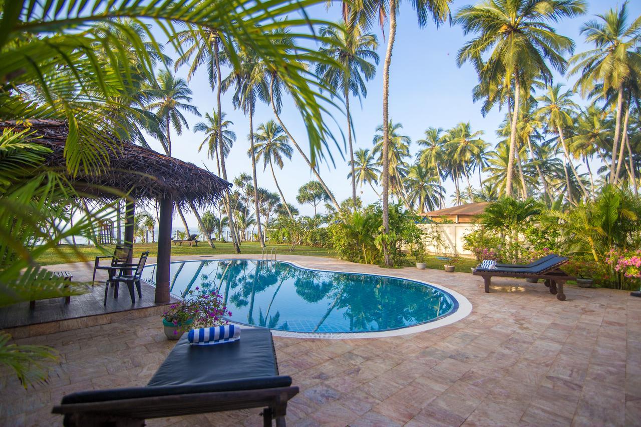Lanka Beach Grand Villa Rekawa Buitenkant foto